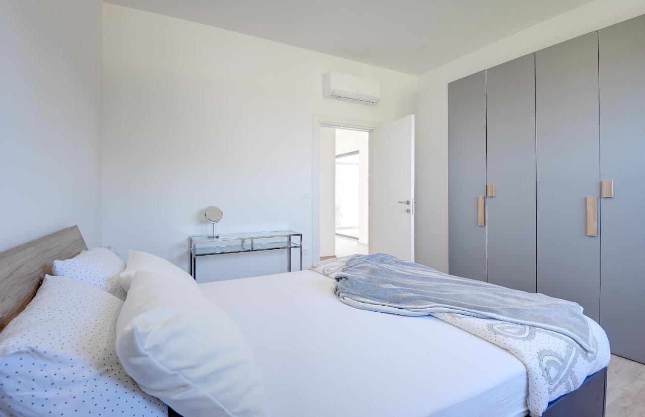 Vila Nauta - Luxury In Vintijan, Near Pula Exterior photo