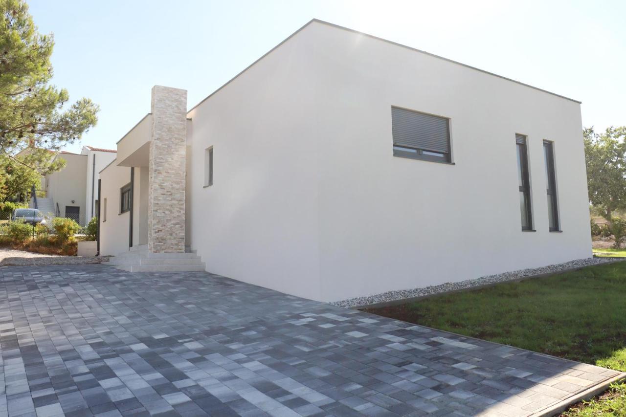 Vila Nauta - Luxury In Vintijan, Near Pula Exterior photo